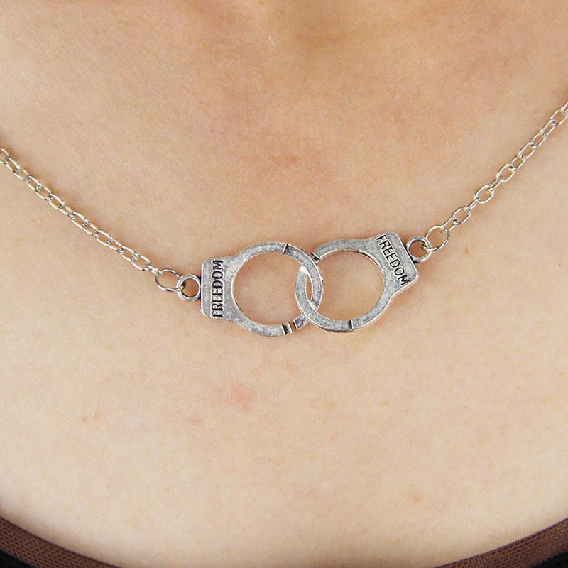Prisoner Handcuffs Necklace - Rushy