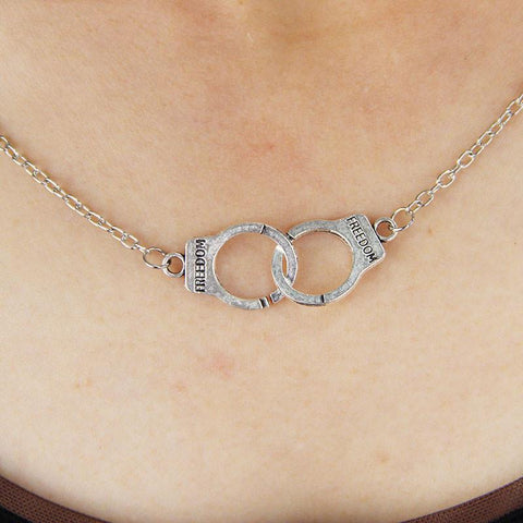 Prisoner Handcuffs Necklace - Rushy