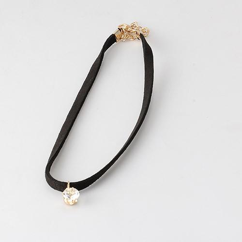 2017 New Trendy Female Choker Necklaces