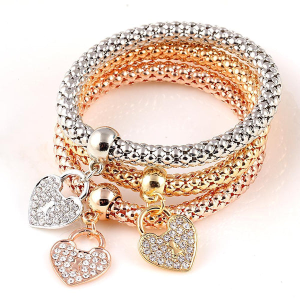 17KM New Fashion Gold Color Crystal Skull Bracelet