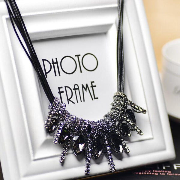 Fancy Fashion Women Necklace - Rushy