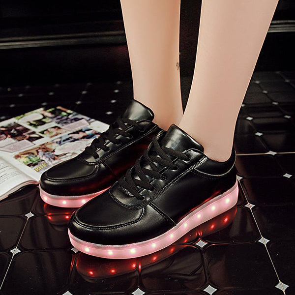 2017 LED Light Up Women White Black Shoes