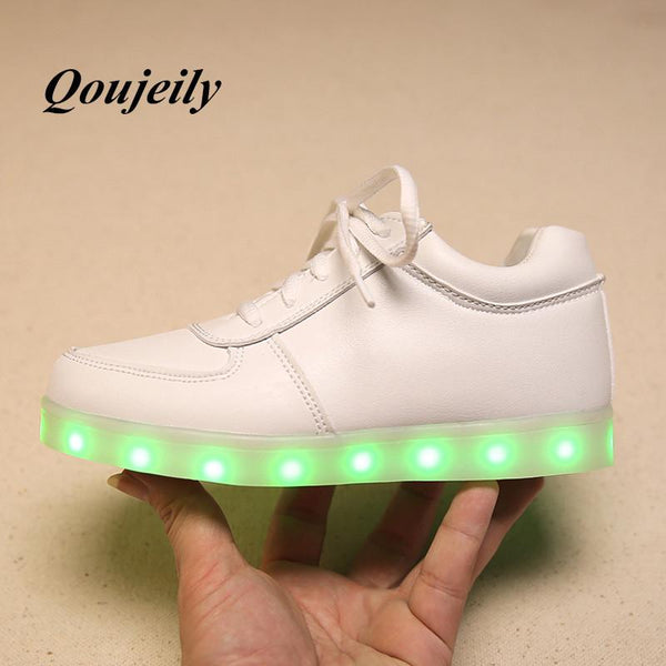 2017 Women LED Glowing Fashion Shoes